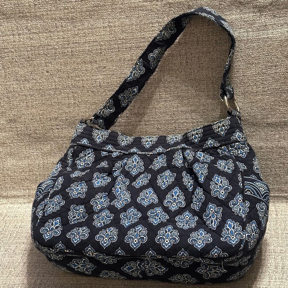 2009 Retired Vera Bradley Calypso Shoulder Purse Handbag with Magnetic Closure